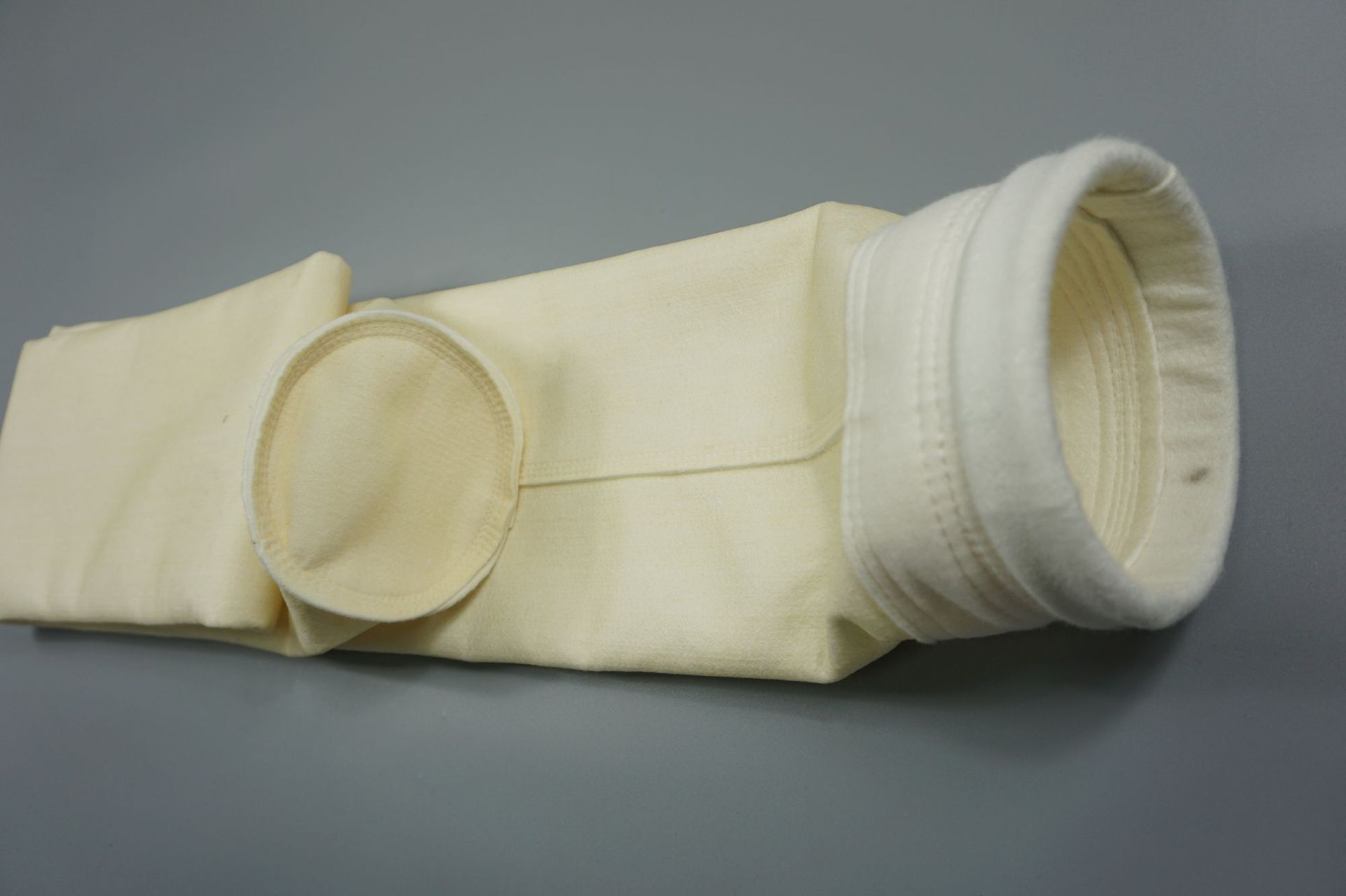 水泥廠如何選擇除塵布袋？